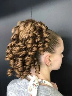 Dancers Hairdos Tight Curls- 85